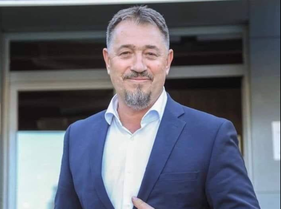 Sami Lushtaku, Dejona Mihalit: Kush të ka sjellë në Kosovë, shërbimi grek, serb apo rus?