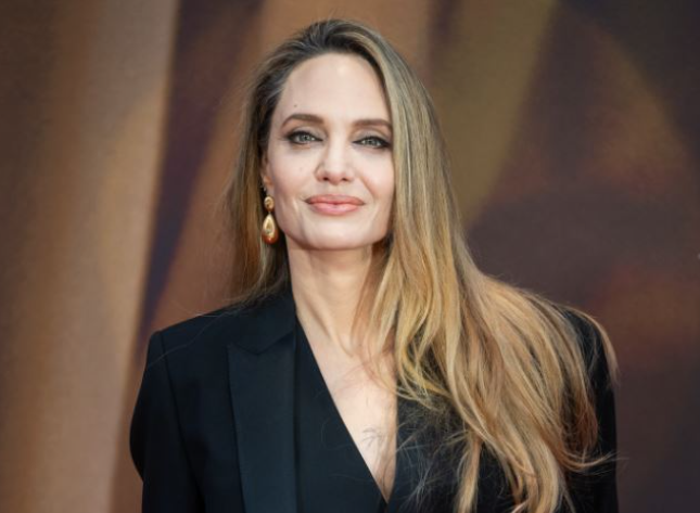 Angelina Jolie: Ndihem e kufizuar në Hollywood, dua të largohem nga Los Angeles-i!