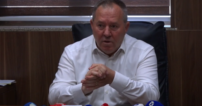 Gucati: Kam bërë kërkesë me shkrim që në protestat në Shqipëri të mos përdoret flamuri i UÇK-së