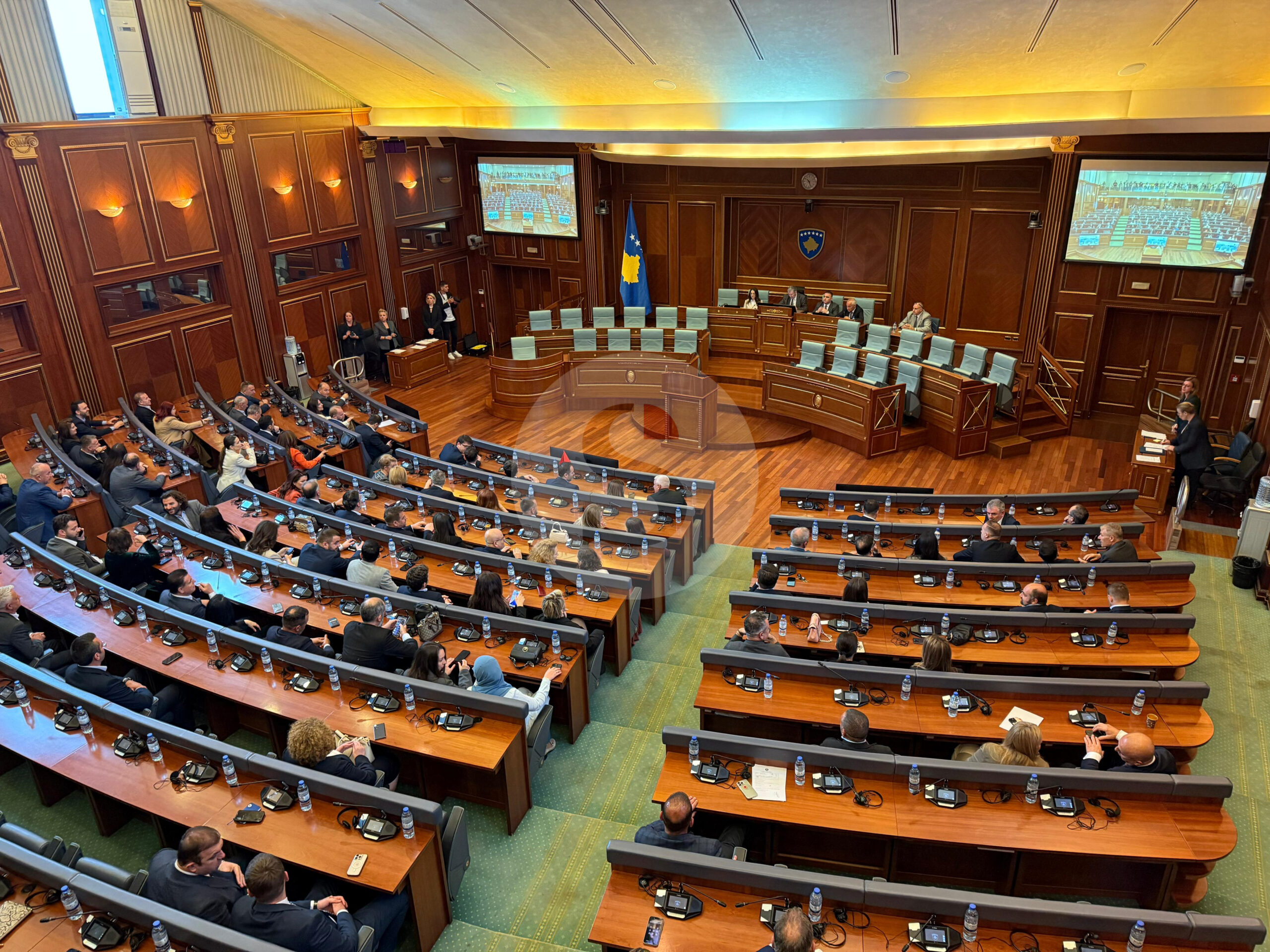 Veç 6 deputetë të rinj shqiptarë pritet t’i ketë Kuvendi