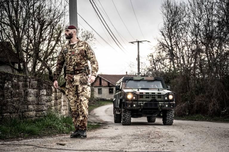 NATO: Zvogëlimi i trupave në Kosovë nuk prek marrëveshjet ekzistuese, përfshirë atë për dërgimin e FSK-së në Veri