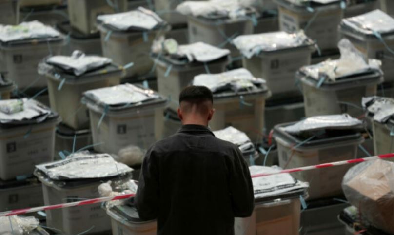 KQZ përfundon numërimin: LVV fiton 42.91% të votave, PDK 21.12%, LDK 17.58%, AAK 7.16%