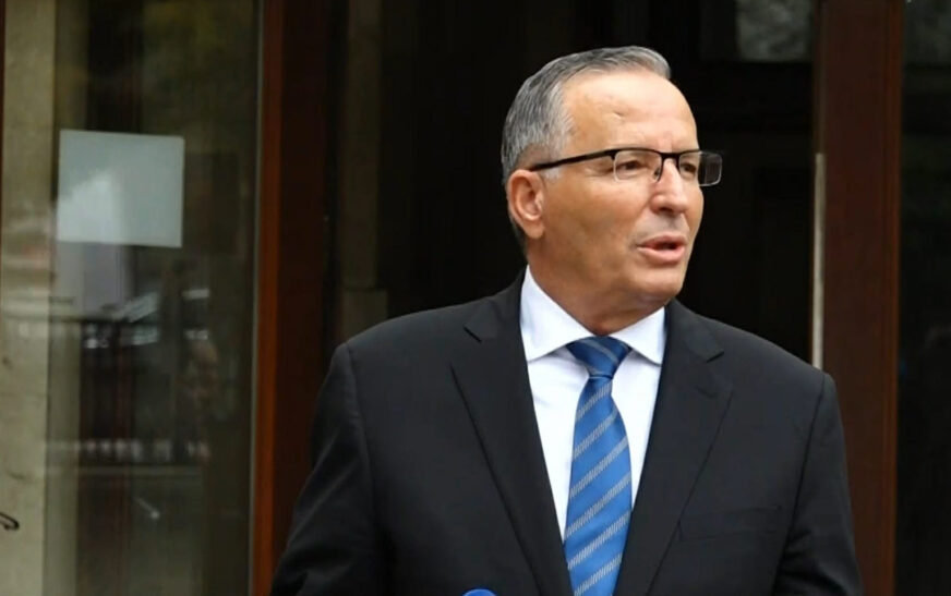 Hamza: PDK as s’ kërkon, as s’ofron përkrahje bllanko, kemi emra të përgatitur për të gjitha pozitat