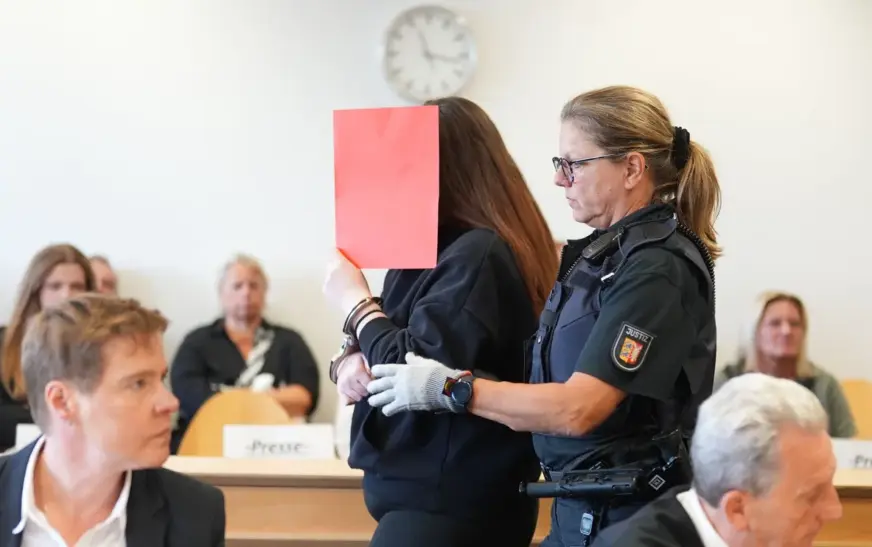 Foshnja në Gjermani vdiq nga uria, burgim të përjetshëm për prindërit