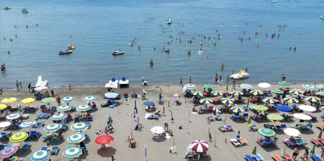 Këto janë plazhet në Shëngjin ku mund t’i shfrytëzoni hapësirat pa pagesë