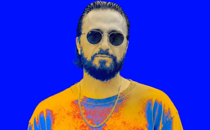 Caboo rikthehet në Sunny Hill, DJ sensacional do të ndezë skenën sivjet