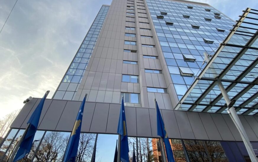 BE riafirmon mbështetjen për Kosovën, kërkon përshpejtim të reformave