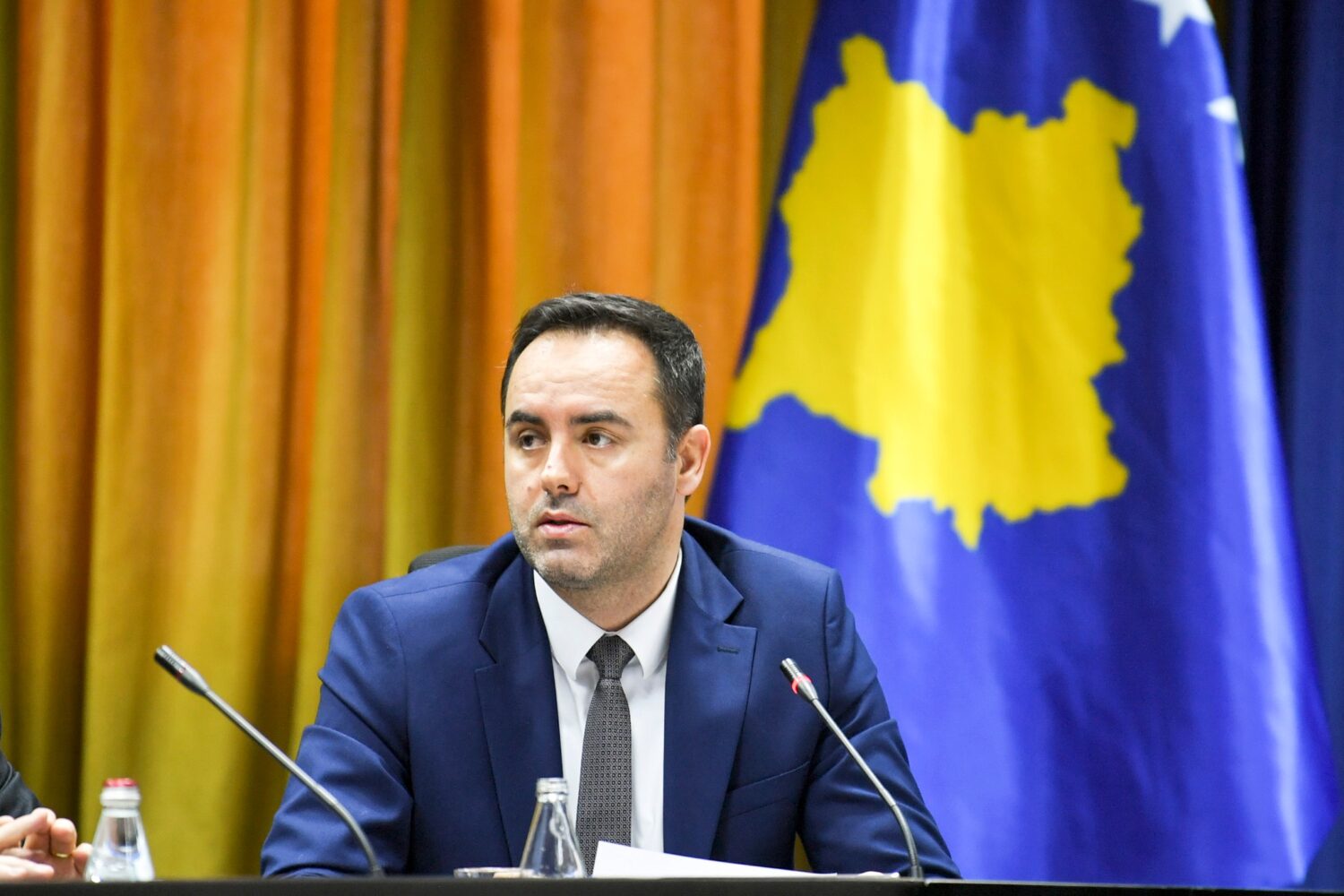 Konjufca pret në takim zëvendësministrin e Jashtëm të Italisë, Edmondo Cirielli