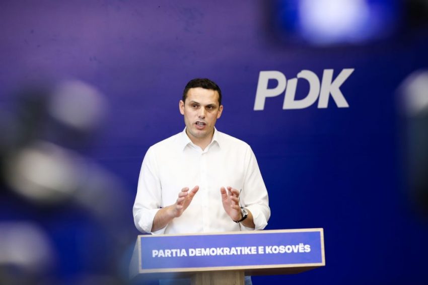 Nis mbledhja e kryesisë, Gruda i PDK-së jep detaje rreth ftesës së Kurtit