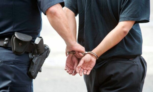 Arrestohet një person në Prizren, përmes telefonit kërcënoi një zyrtar policor