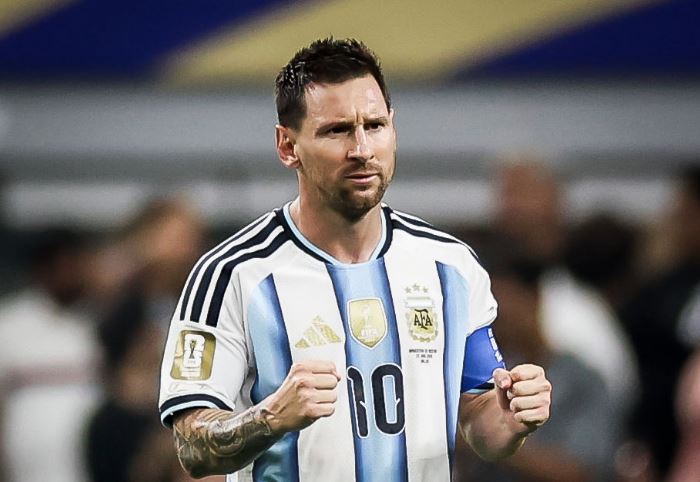 Messi i ka njoftuar shokët e kombëtares së Argjentinës me vendimin e së ardhmes