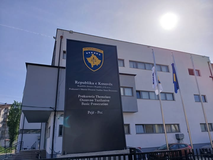 Mashtrim me donacione e termine vizash, Prokuroria ngre aktakuzë ndaj një gruaje në Pejë