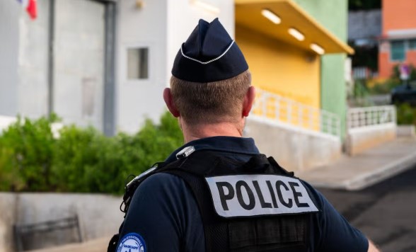 E rëndë në Francë, gjenden në një kuti kartoni trupat e pajetë të 5 foshnjave në banesën e një çifti