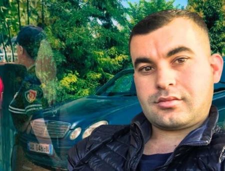 I mbyllur në makinën e tij 35-vjeçari refuzon t’i dorëzohet RENEA-s, pozicionohen snajperistët
