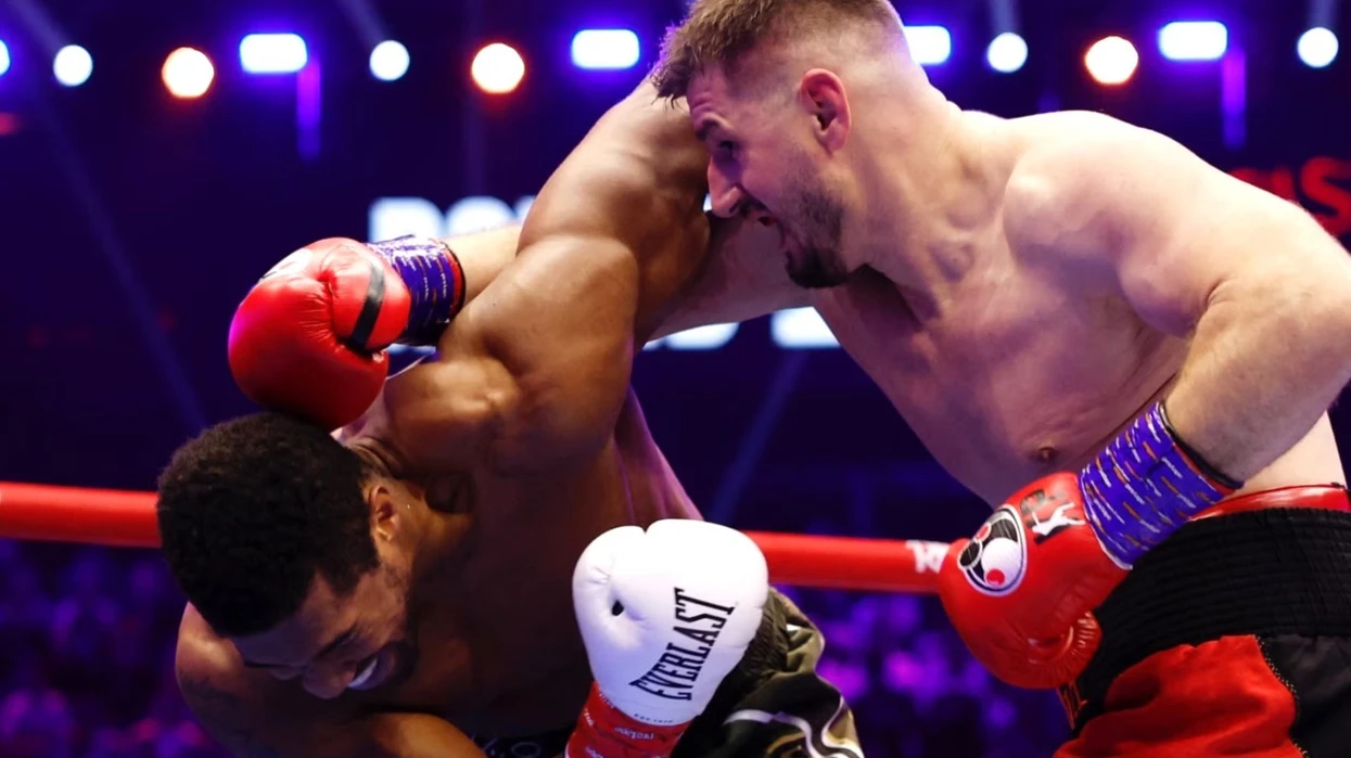 Ngrihen dyshime për “kurdisje” në duelin Joshua–Prenga