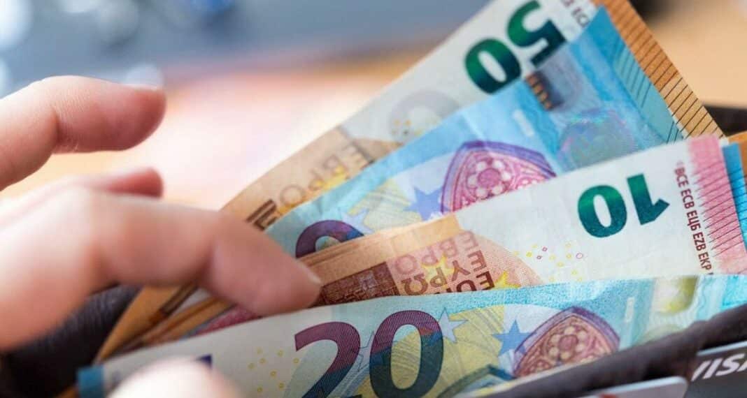 Shqipëria përgatitet ta bëjë euron monedhë zyrtare
