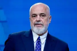 Rama: Shqipëria hyn në një etapë të re me prodhimin e mjeteve ushtarake sipas standardeve të NATO-s