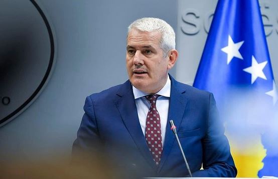 “Pres më shumë”, Sveçla i reagon Shqipërisë për qëndrimin ndaj Serbisë