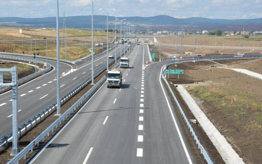 Nesër s’do të ketë kufizime për kamionët mbi 20 tonë –