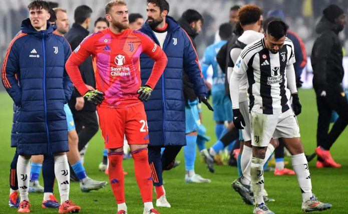 Juventusi ndahet keq me yllin e saj, italiani i fshinë të gjithë fotografitë me skuadrën