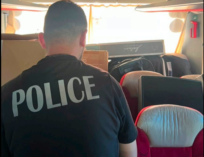 Kjo është kompania ku u gjetën 100 mijë euro të padeklaruara në autobus