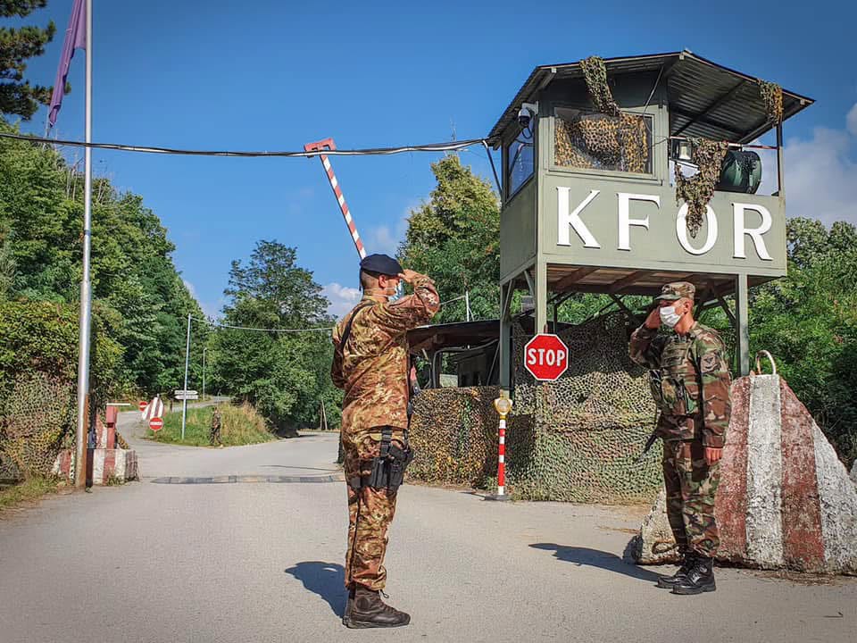 KFOR-i konfirmon vendosjen e Policisë mbi urën e Ibrit: Tranzicion gradual, jemi të gatshëm për t’iu përgjigjur çfarëdo zhvillimi