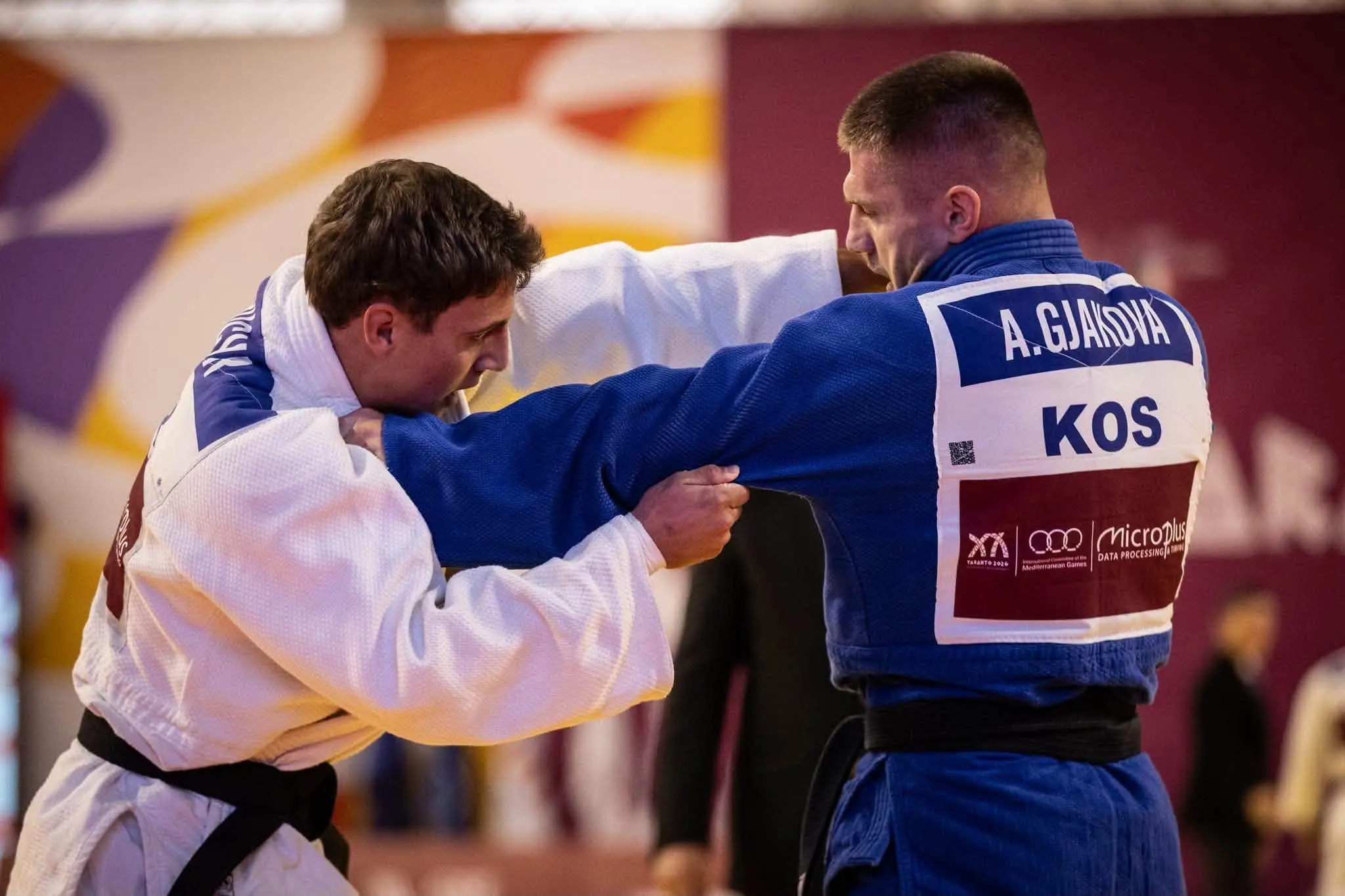 Akil Gjakova shkëlqen në “Taranto 2026”, fiton medaljen e bronztë –