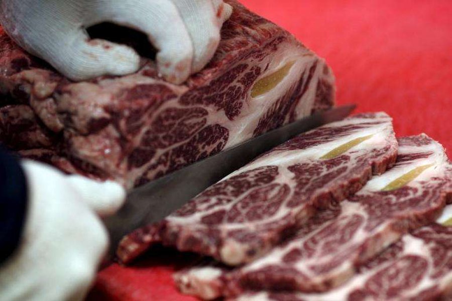 Mishi brazilian jashtë tregut shqiptar, nga 3 shtatori ndalohet importi, përjashtohen porositë e bëra më herët