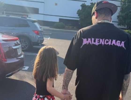 Zayn Malik publikon foton e rrallë me vajzën e tij, Khai