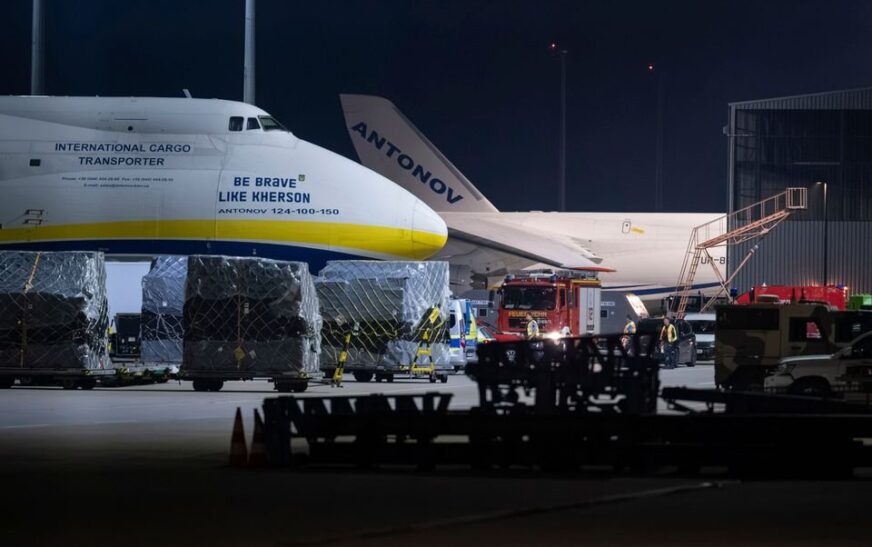 Alarm në aeroportin e Leipzigut, gjendet dron me bombë pranë avionit ukrainas