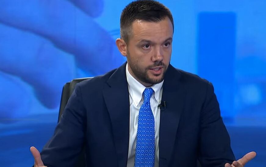 Arian Tahiri i kundërpërgjigjet Halil Gecit: Tërhiqe publikimin kërkoj falje ose shihemi në gjykatë