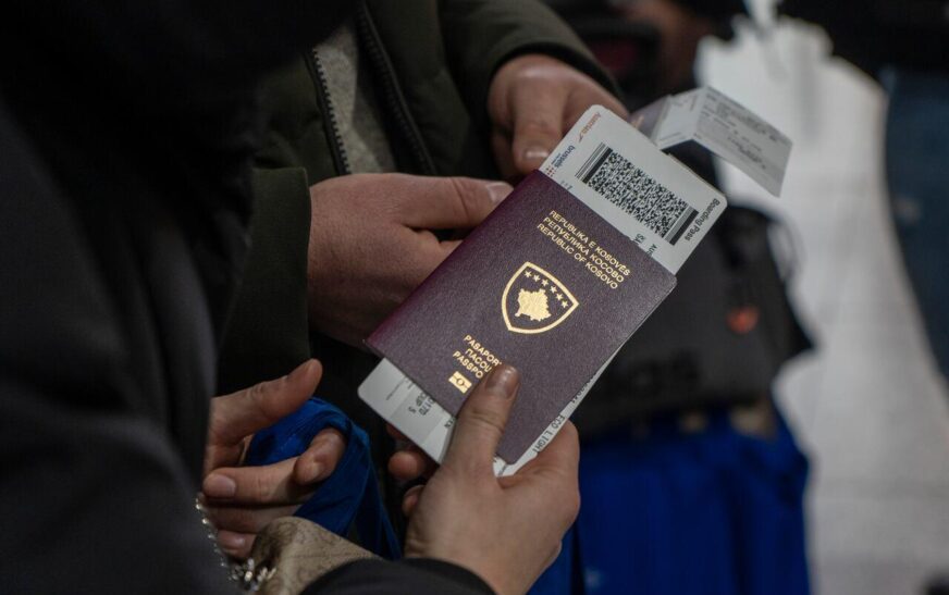 Gjykata amerikane rrëzon pezullimin e vizave për 75 shtete – edhe Kosova ishte në listë