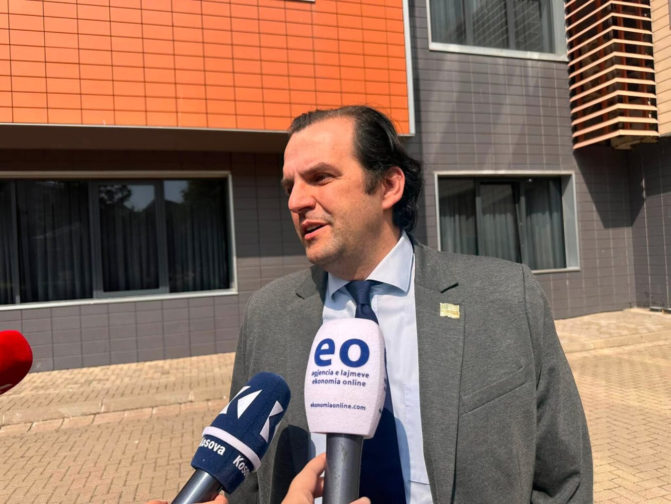 Rugova: Fillimisht mbledhja e grupit parlamentar, pastaj vendosim a marrim pjesë në seancë