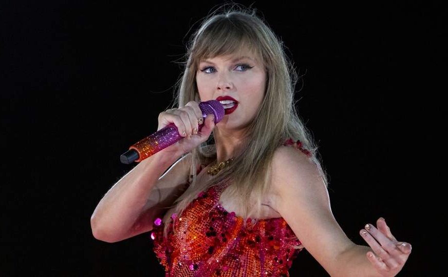 Vazhdon “beteja” Swift-Trump, muzika e saj hiqet nga videot e presidentit