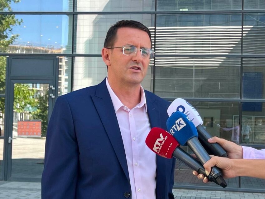 I dyshuari për spiunazh e pranon se i dha informacione BIA-s së Serbisë, prokuroria kërkon paraburgim