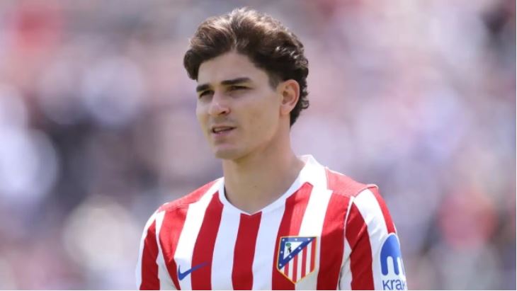 Barcelona gati planin “B”, e gjen alternativën nëse dështon Julian Alvarez