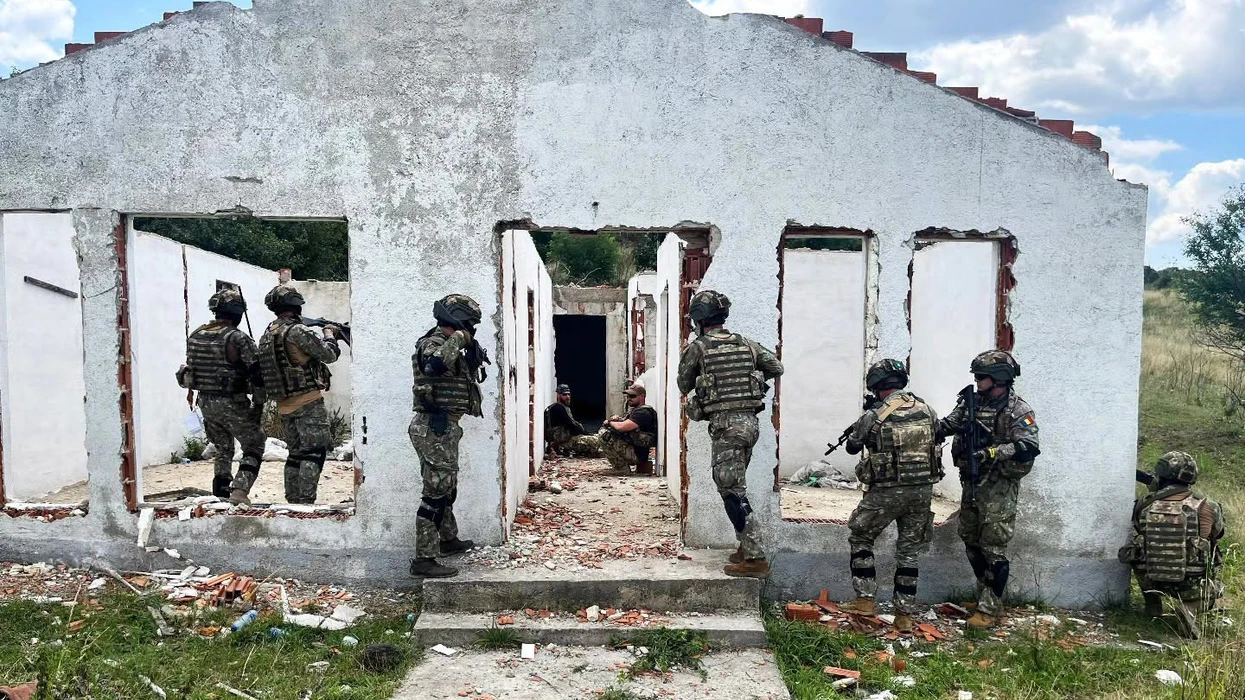 KFOR zhvillon ushtrim ushtarak pranë Obiliqit, në fokus ‘luftimet’ në mjedis urban