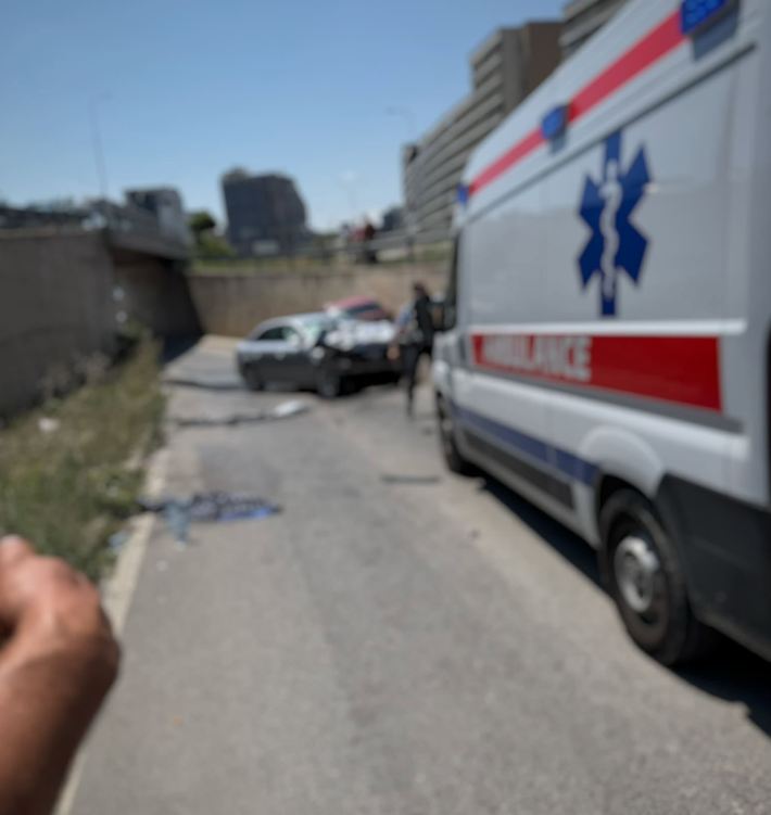 Aksidenti me fatalitet në Prishtinë, dëshmitari: QKUK-ja ishte 150 metra larg, ambulanca arriti pas 15-20 minutash
