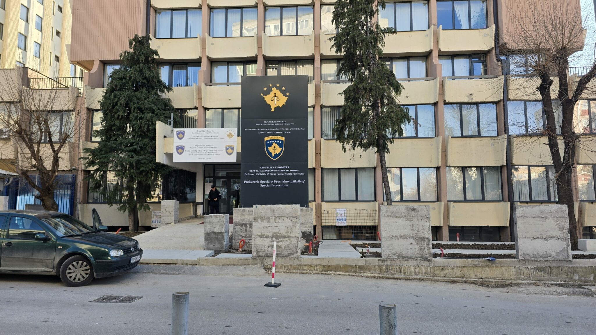 Prokuroria Speciale ngre aktakuzë kundër 20 personave për krime lufte kundër popullsisë civile në Gjakovë