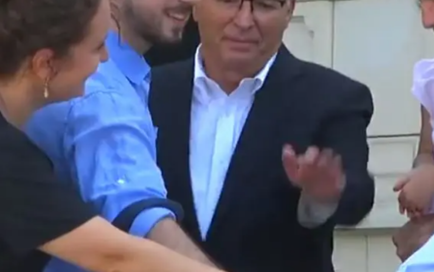 Shtypet butoni i numërimit mbrapsht për 16 shtatorin