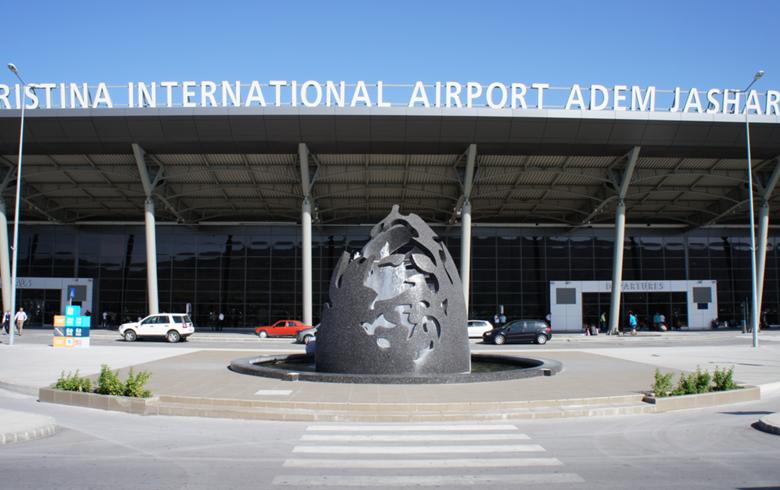 Paraqiti pasaportë belge që nuk ishte e tij, iraniani ndalohet në Aeroportin e Prishtinës