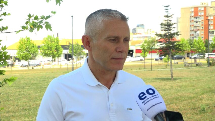 Ramadani: Dita e tretë e bllokimit të Kuvendit nga VV, Kosova po humb kohë të çmuar