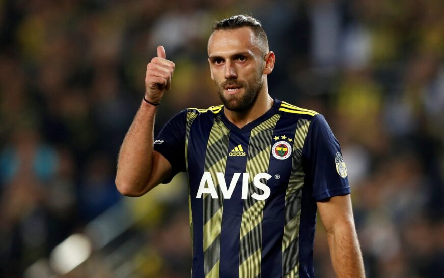 Vedat Muriqi titullar ndaj Lyonit, i prin sulmit të Fenerbahçes –