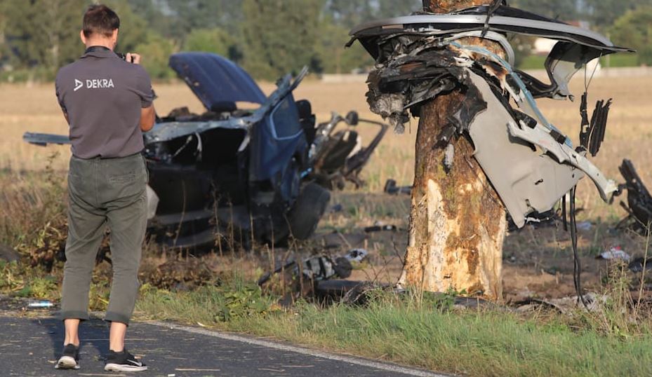 Përplasje e tmerrshme në Gjermani, vetura copëtohet në disa pjesë – vdes 29-vjeçari