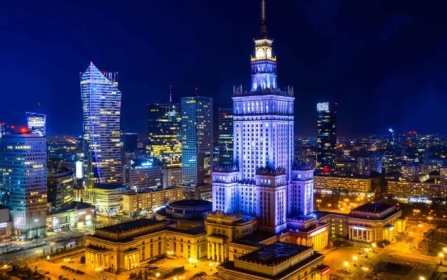 Polonia bëhet ekonomia e gjashtë më e madhe e BE-së, synon të kalojë Zvicrën