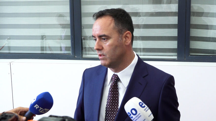 Konjufca: Nuk mendojmë që po shkelet Kushtetuta për konstituimin e Kuvendit