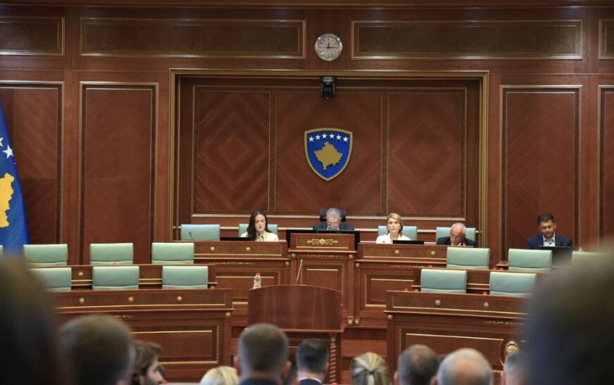 PDK-ja i dërgon letër Deharit: Thirre seancën për nesër, mosrespektimi i procedurave po e thellon situatën –