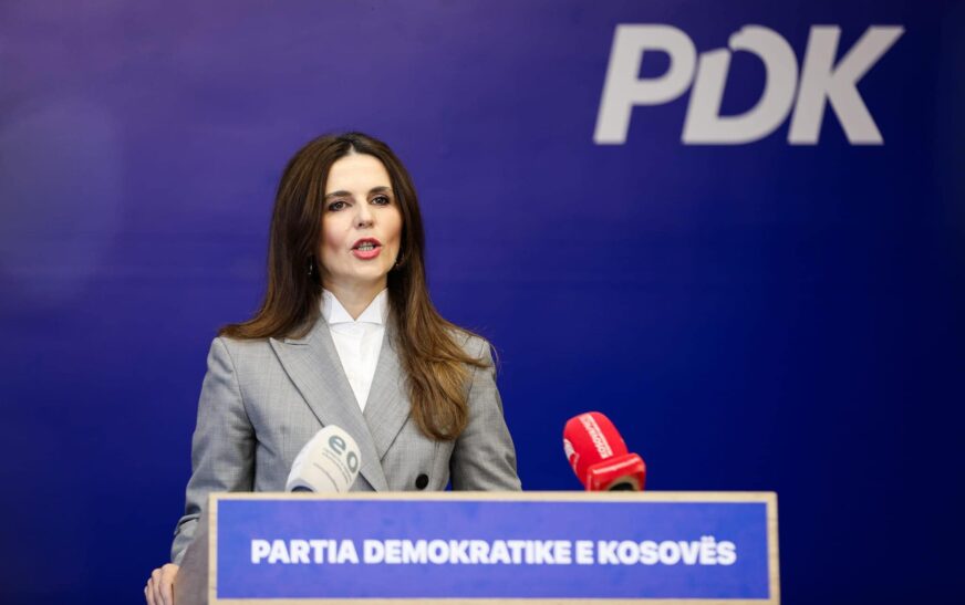 Çitaku: Albin Kurti të vijë në Kuvend dhe të hapë rrugën për rikthimin e rendit kushtetues