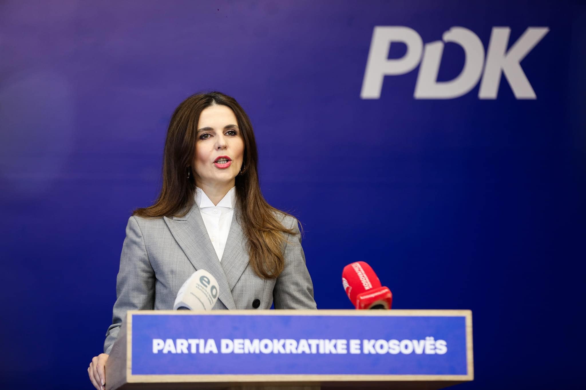 Çitaku: Albin Kurti të vijë në Kuvend dhe të hapë rrugën për rikthimin e rendit kushtetues
