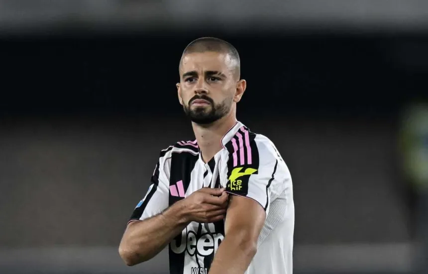 Zhegrova refuzon ofertën 10-milionëshe të Arabisë Saudite, mbetet i fokusuar te Juventusi –